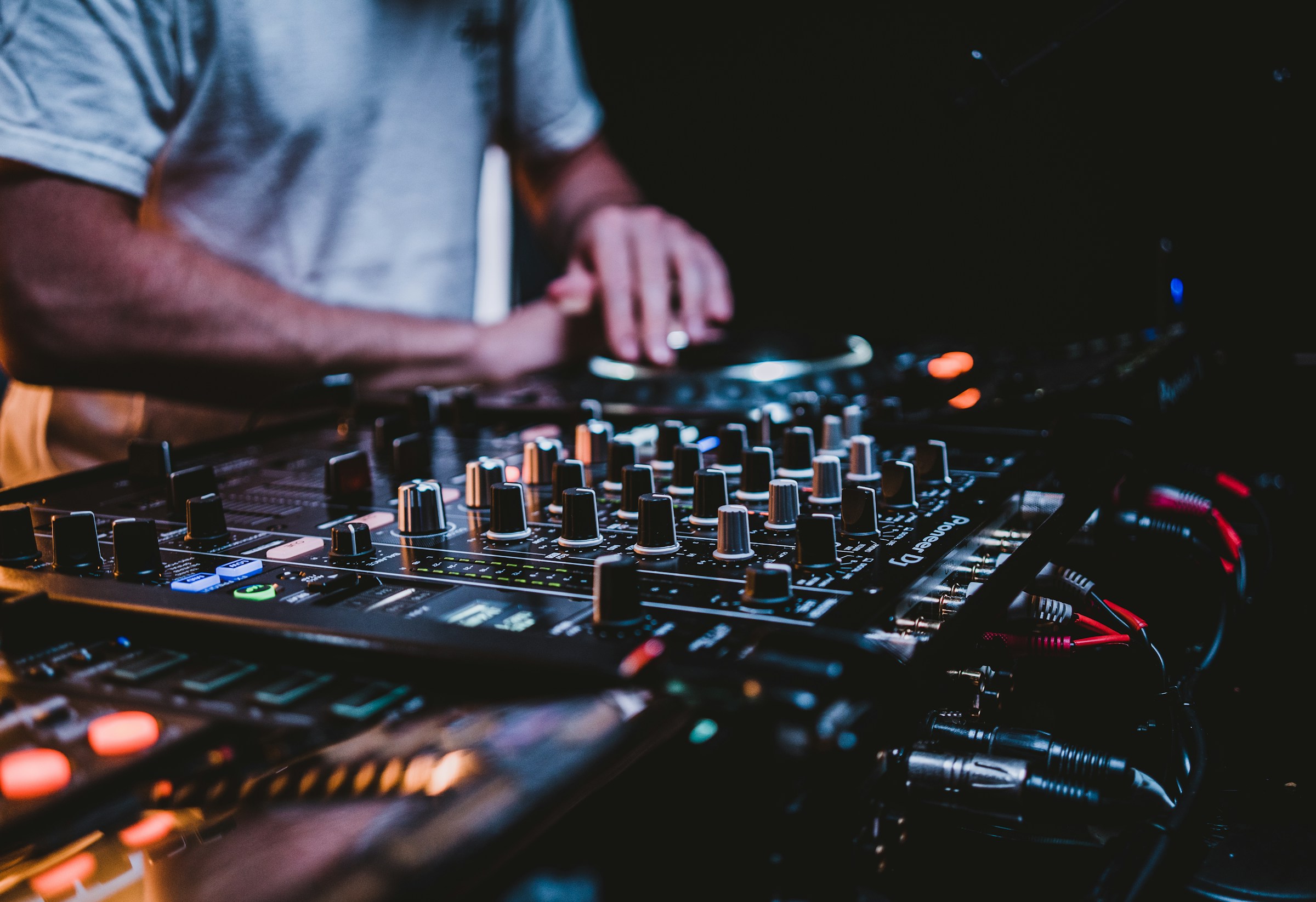 DJ Equipments - Professional DJ Equipment Equipment by Eleckza